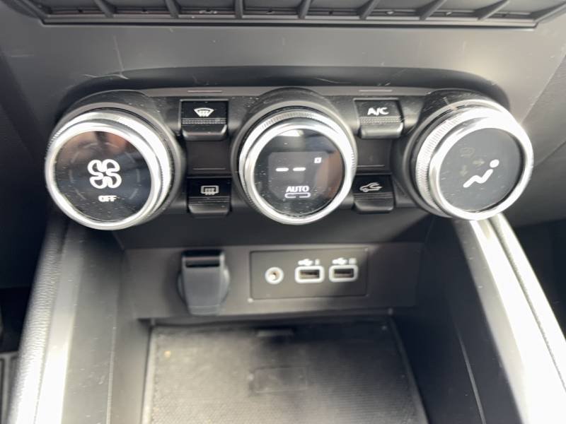 Renault Clio - Photo 31
