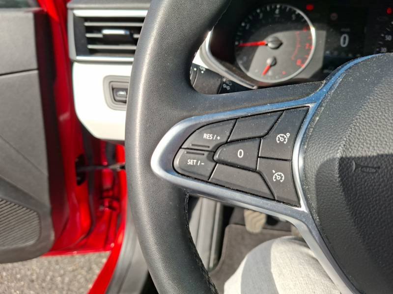 Renault Clio - Photo 23