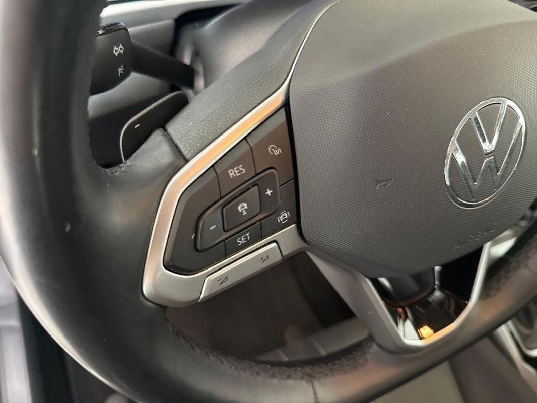 Volkswagen T-Roc - Photo 21