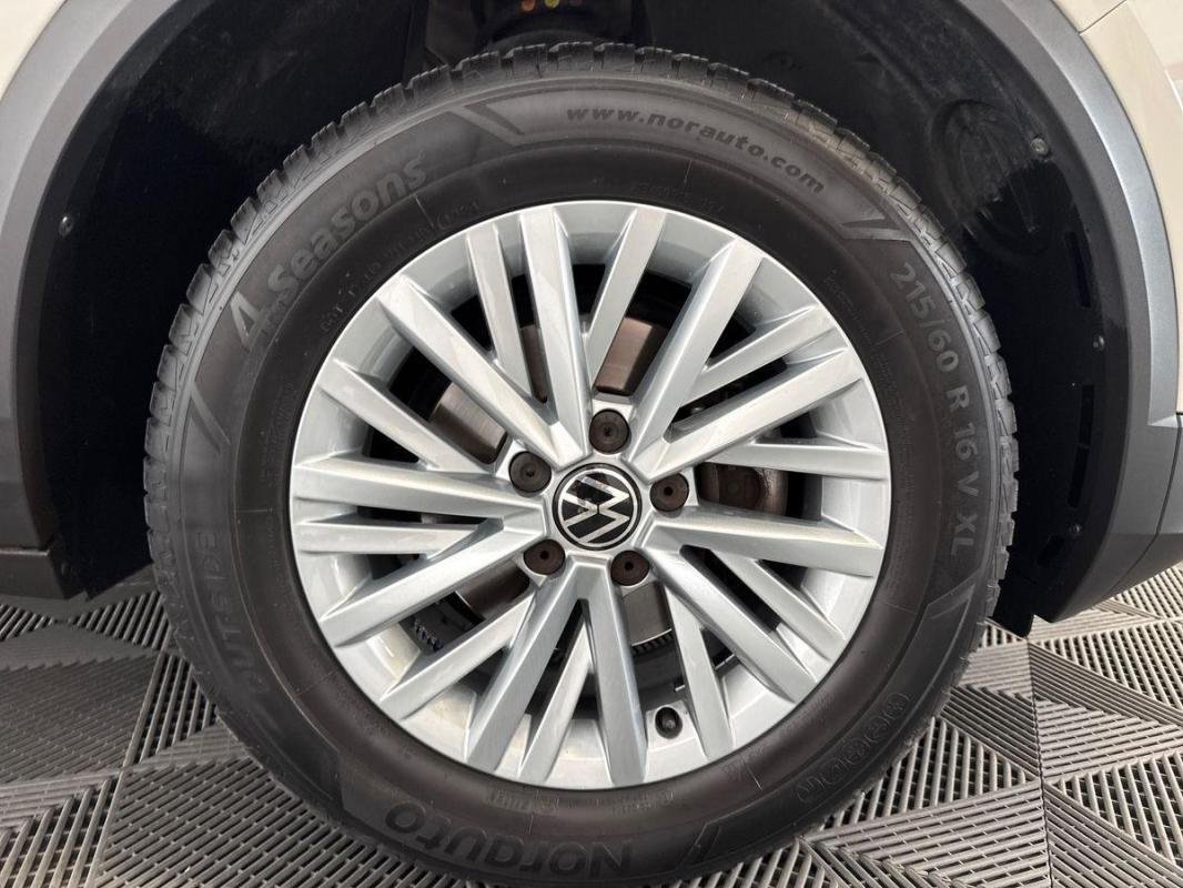Volkswagen T-Roc - Photo 29