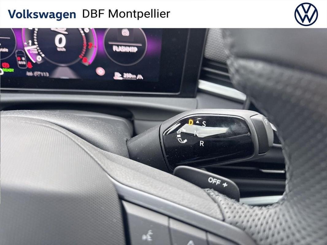 Volkswagen T-Roc - Photo 24