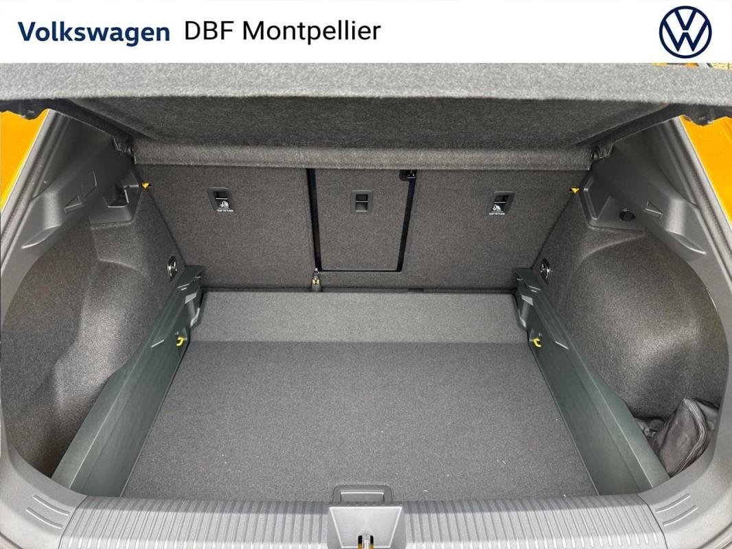 Volkswagen T-Roc - Photo 28