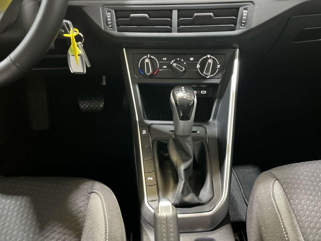 Volkswagen Polo - Photo 11