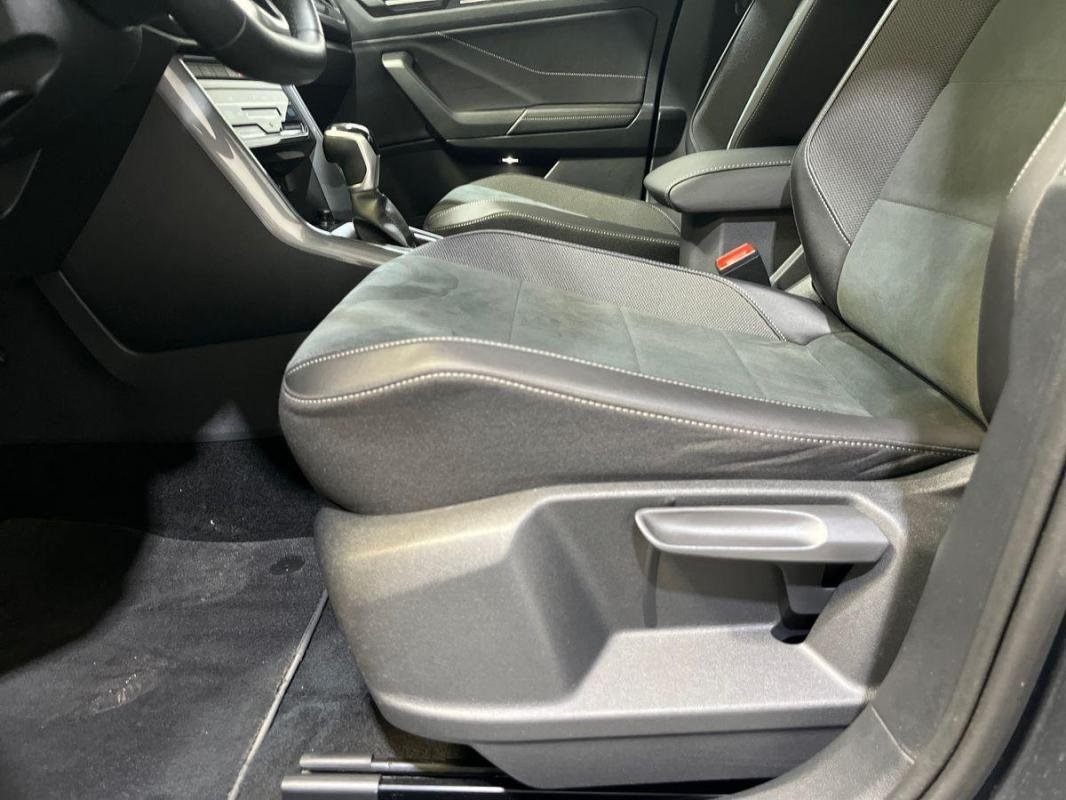 Volkswagen T-Roc - Photo 14
