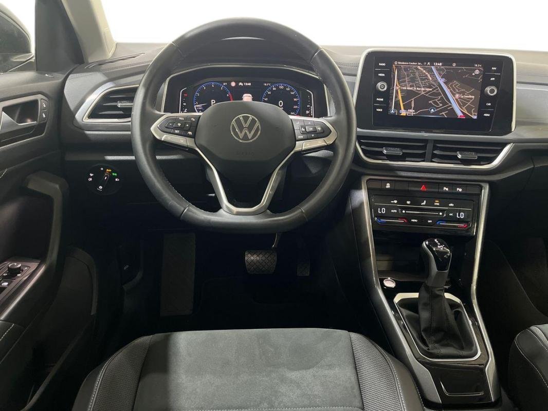 Volkswagen T-Roc - Photo 24