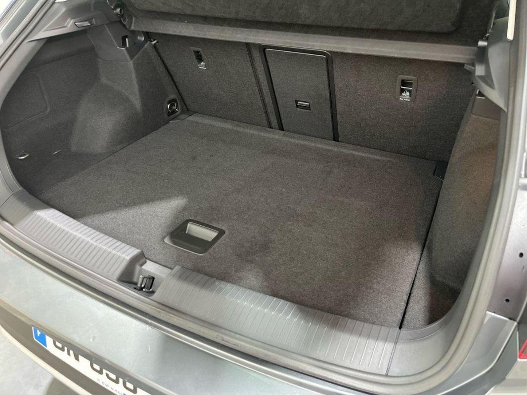 Volkswagen T-Roc - Photo 32