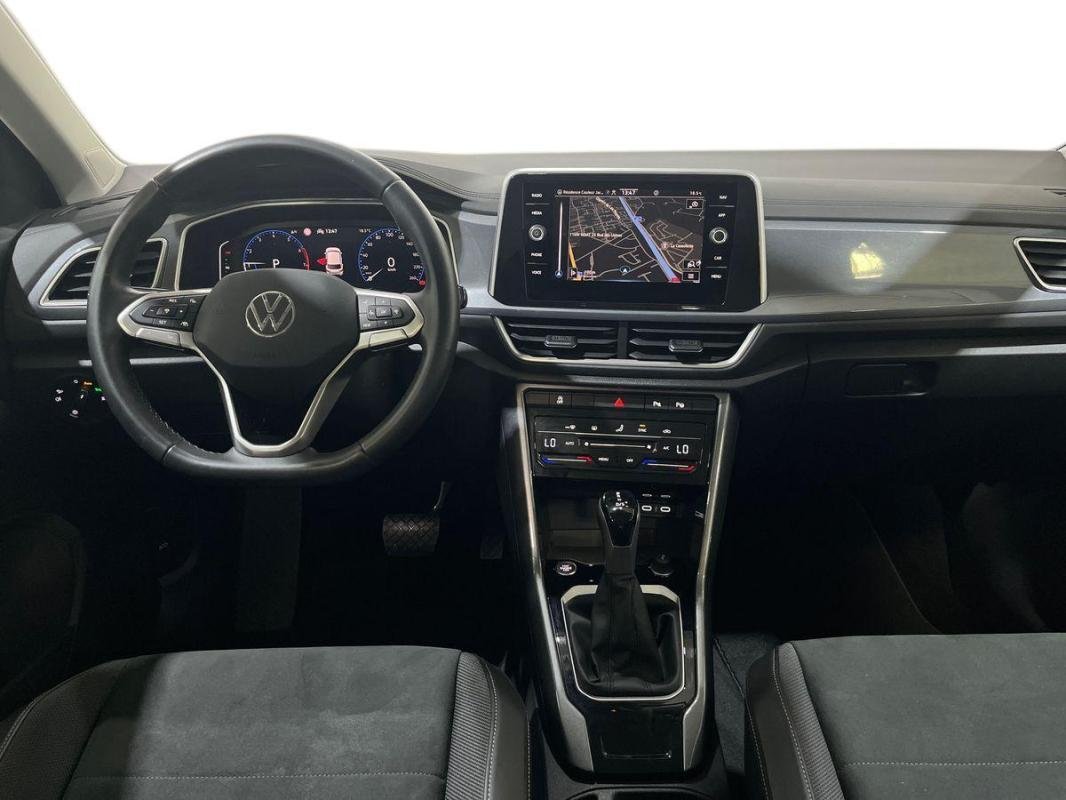 Volkswagen T-Roc - Photo 8