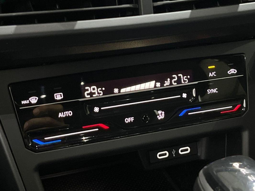 Volkswagen Polo - Photo 19