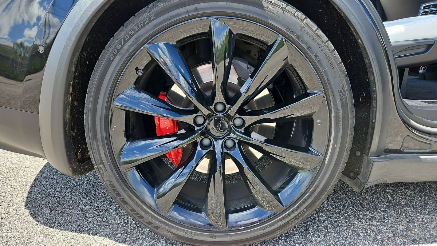 Tesla Model X - Photo 16