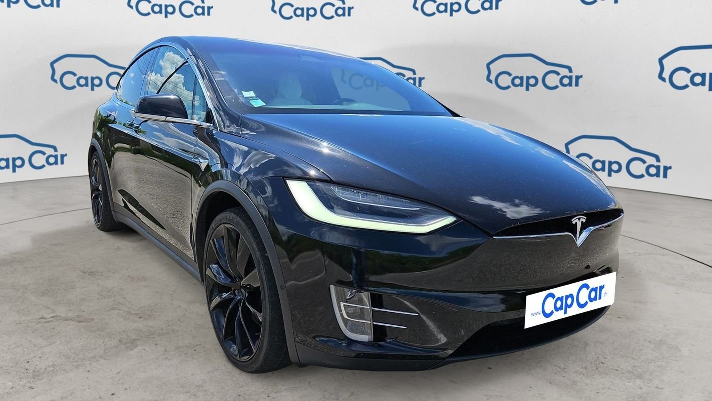 Tesla Model X - Photo 28