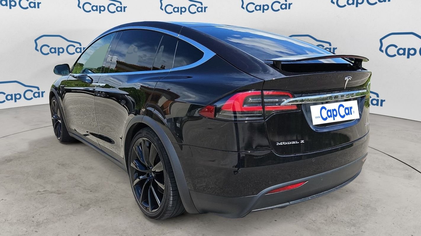 Tesla Model X - Photo 29