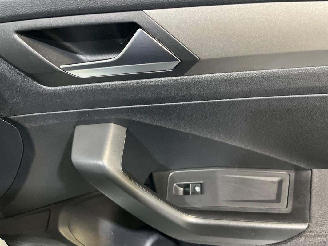 Volkswagen T-Roc - Photo 15