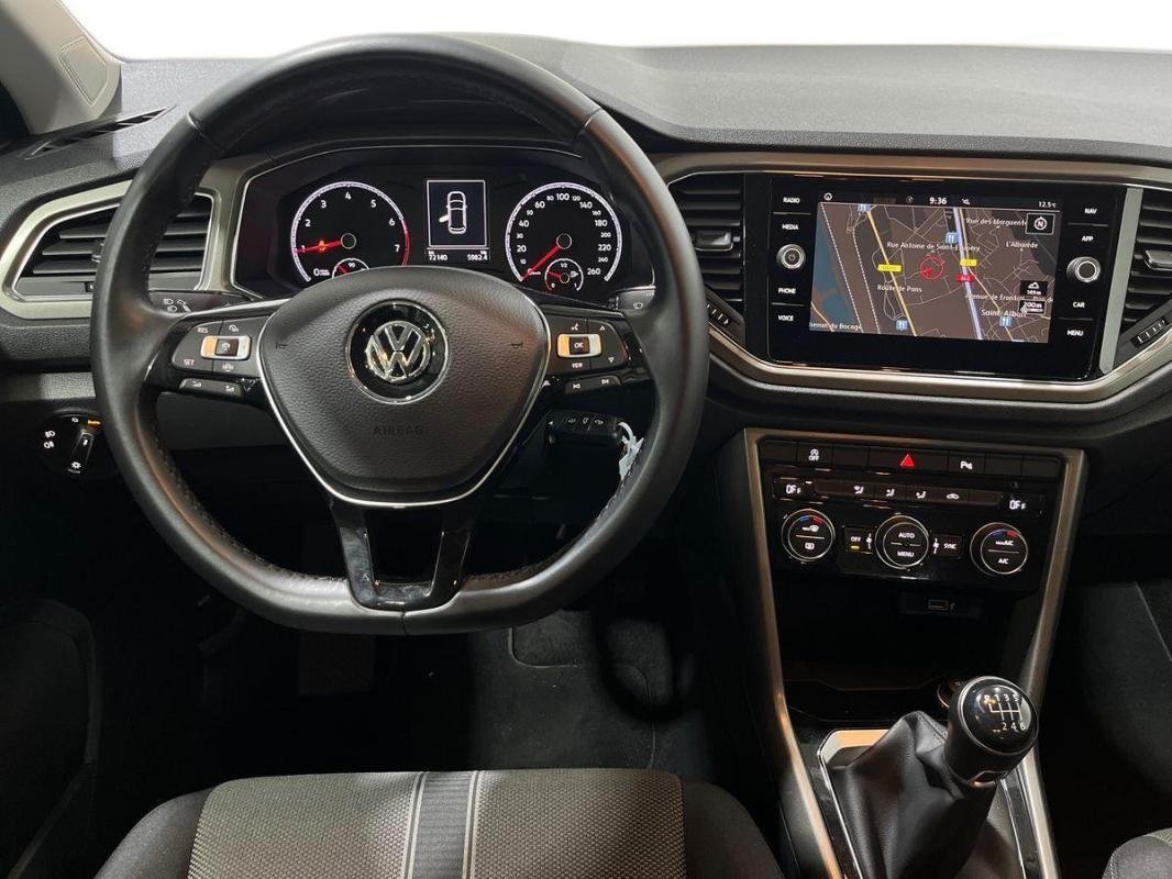 Volkswagen T-Roc - Photo 24