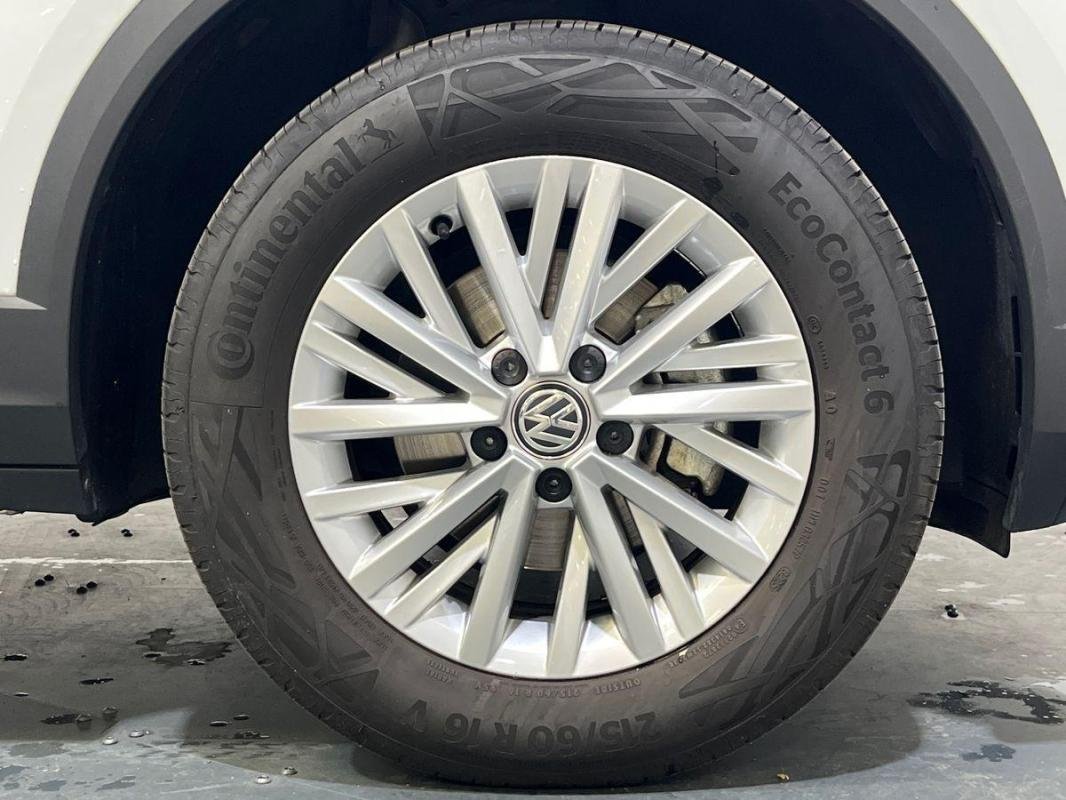 Volkswagen T-Roc - Photo 29