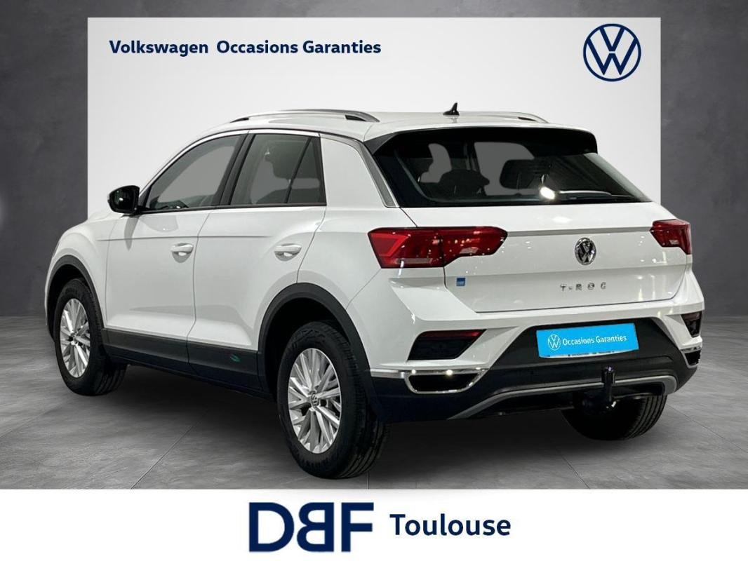 Volkswagen T-Roc - Photo 3
