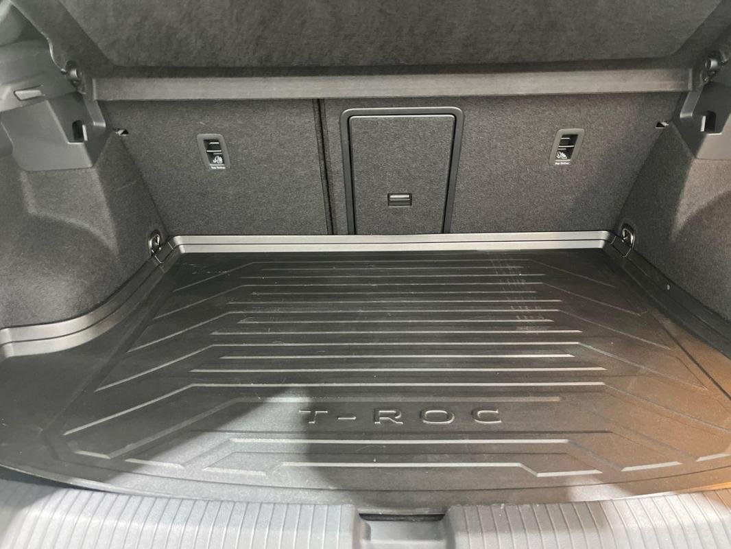 Volkswagen T-Roc - Photo 31