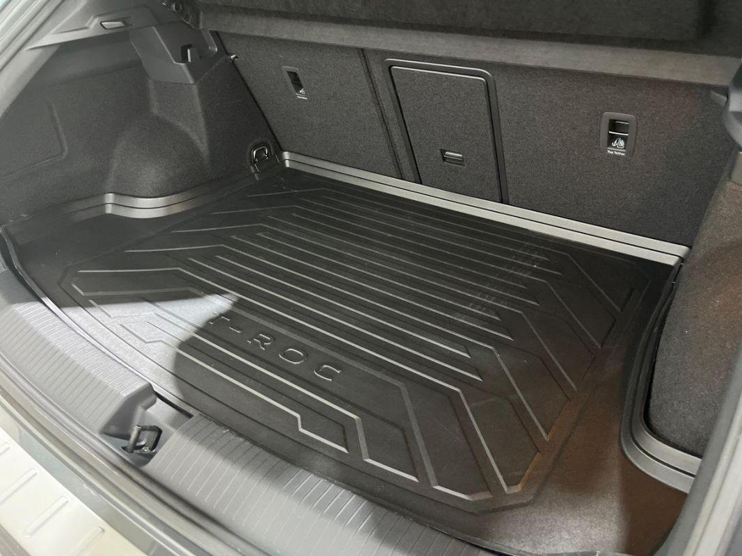 Volkswagen T-Roc - Photo 32