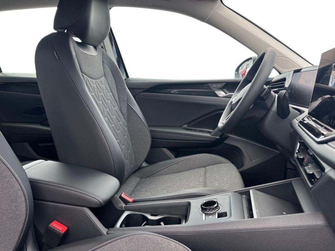 Volkswagen Tiguan - Photo 13