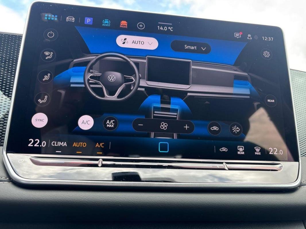 Volkswagen Tiguan - Photo 19