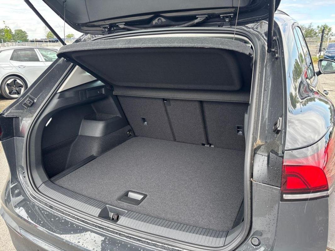 Volkswagen Tiguan - Photo 32