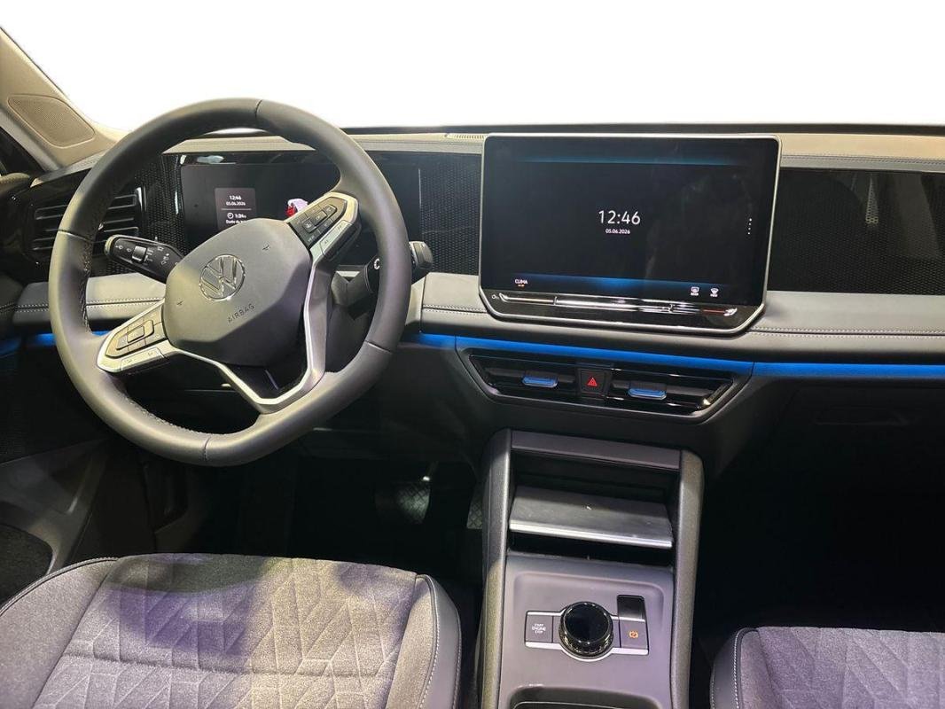Volkswagen Tiguan - Photo 8