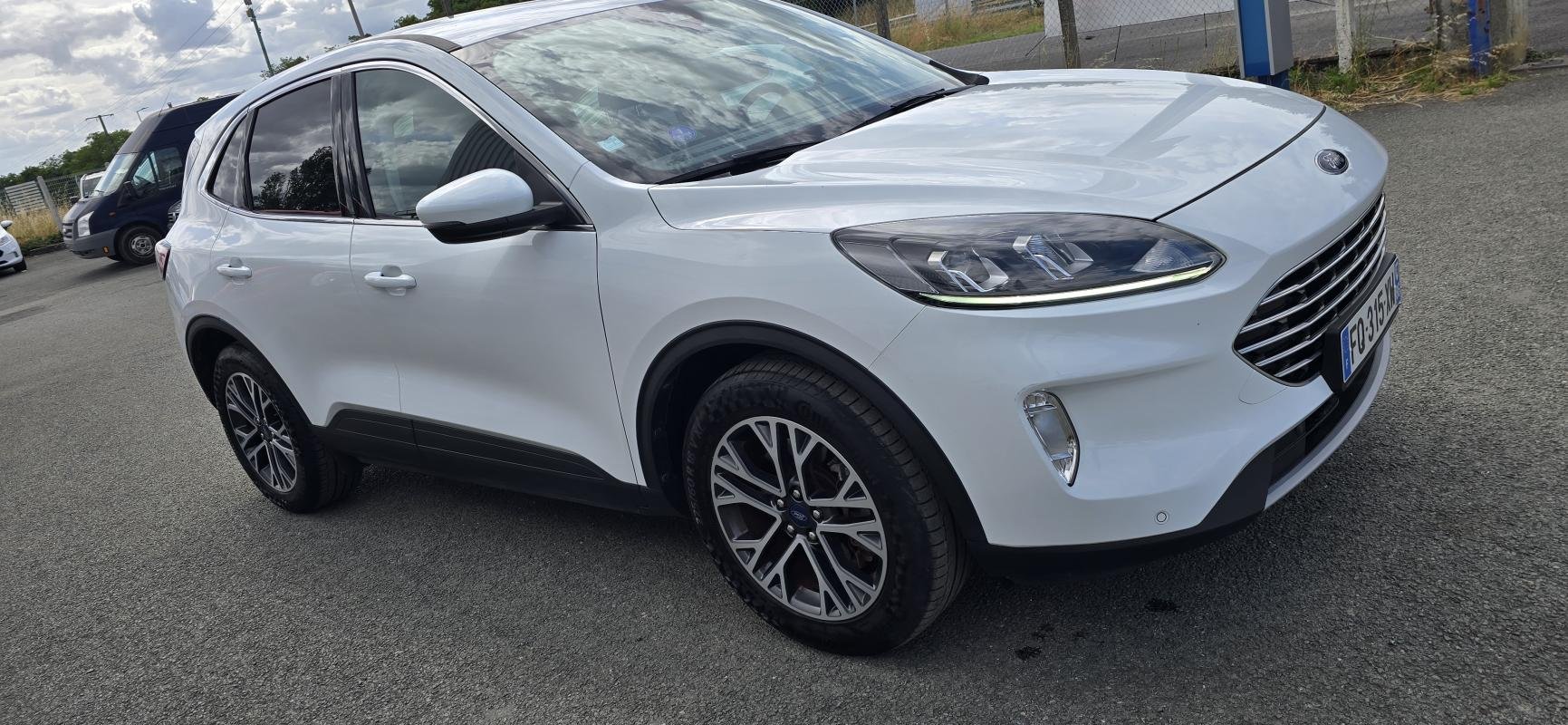 Ford Kuga - Photo 4