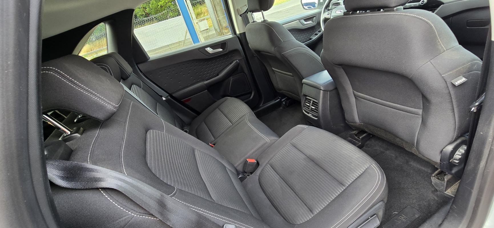 Ford Kuga - Photo 8