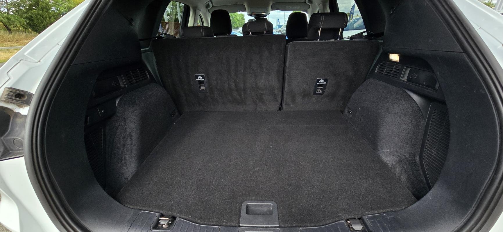Ford Kuga - Photo 9