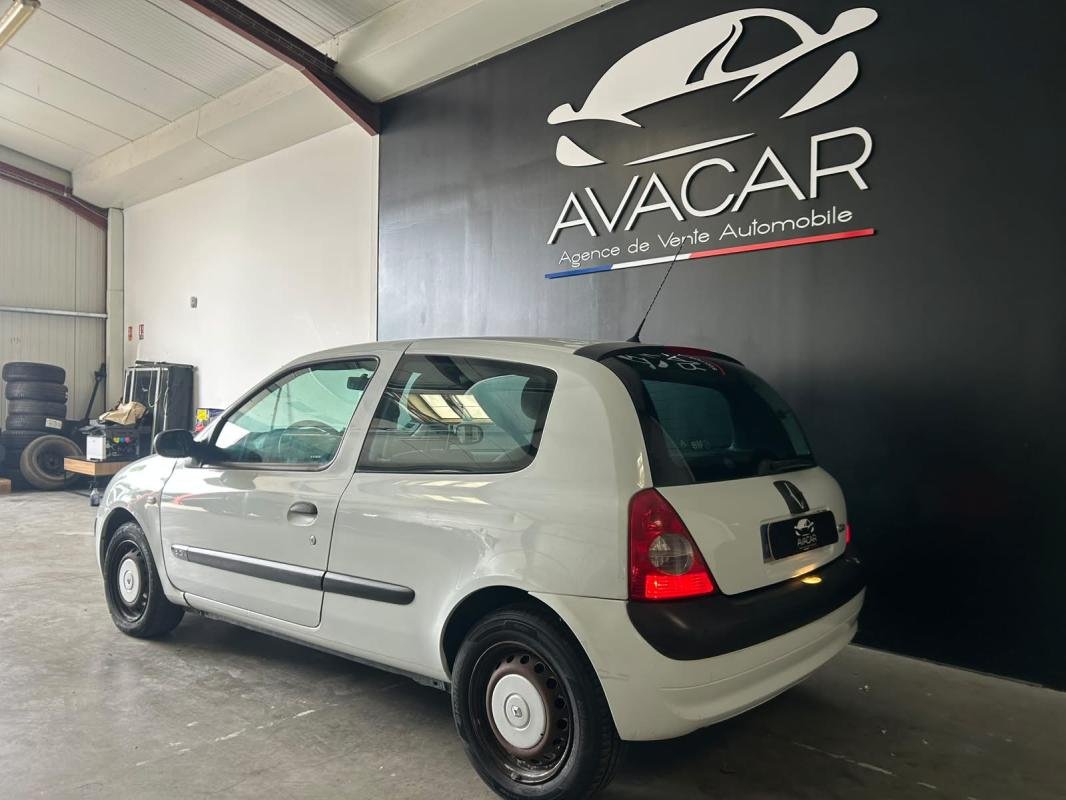 Renault Clio - Photo 3