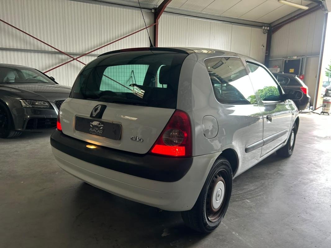 Renault Clio - Photo 5