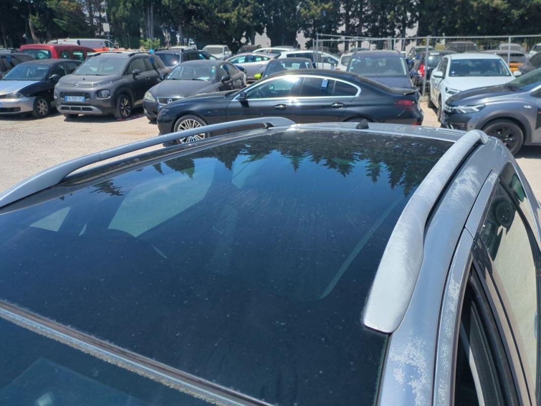 Peugeot 407 SW - Photo 2