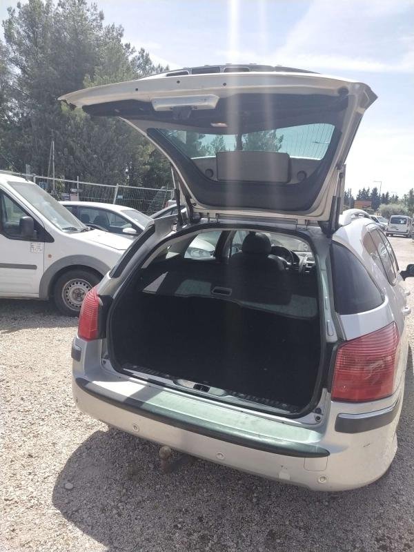 Peugeot 407 SW - Photo 6