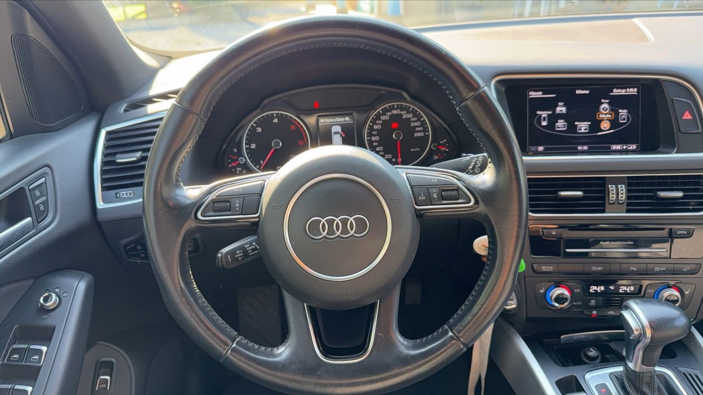 Audi Q5 - Photo 24
