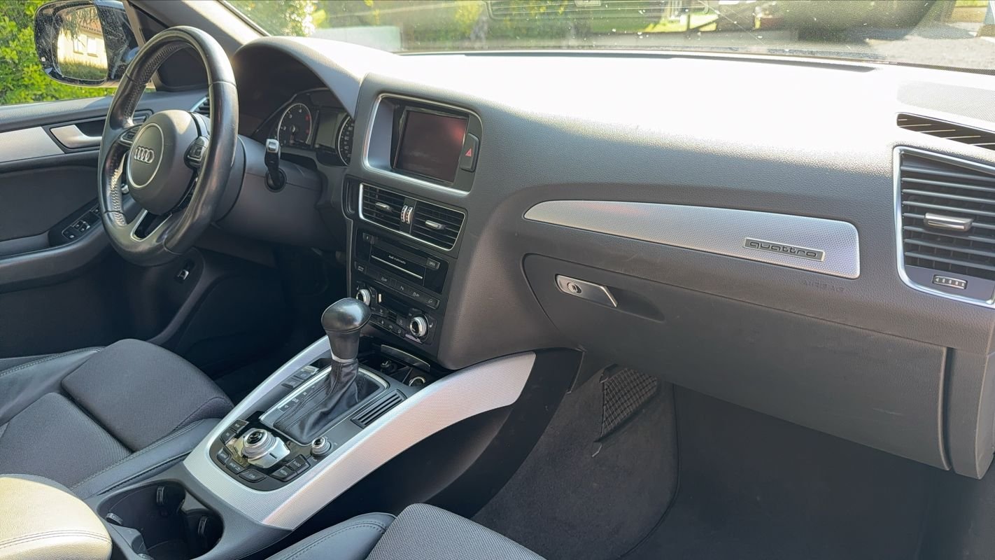 Audi Q5 - Photo 10