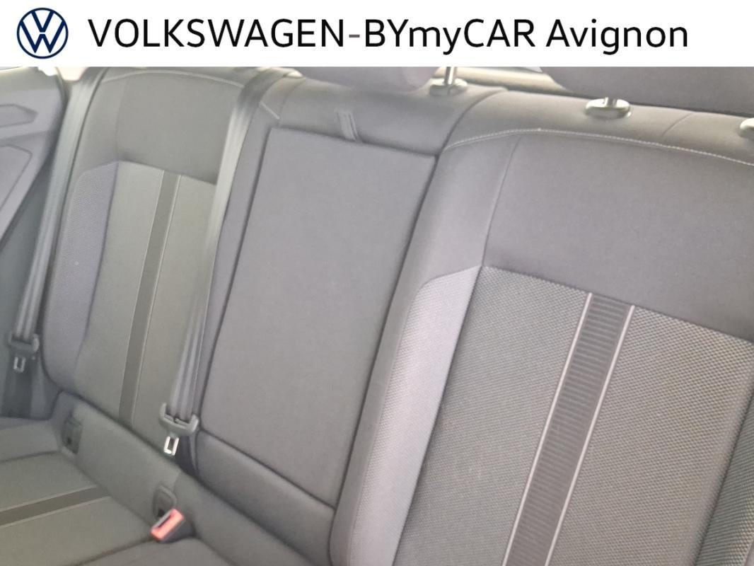 Volkswagen T-Roc - Photo 30