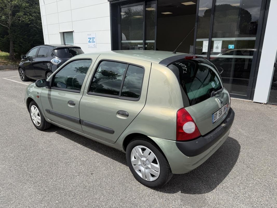 Renault Clio - Photo 2