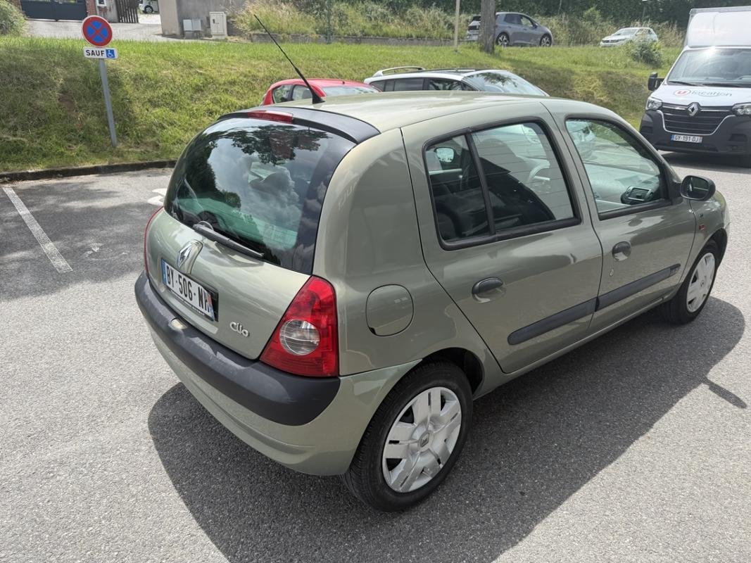 Renault Clio - Photo 3
