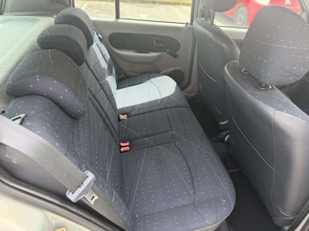 Renault Clio - Photo 6