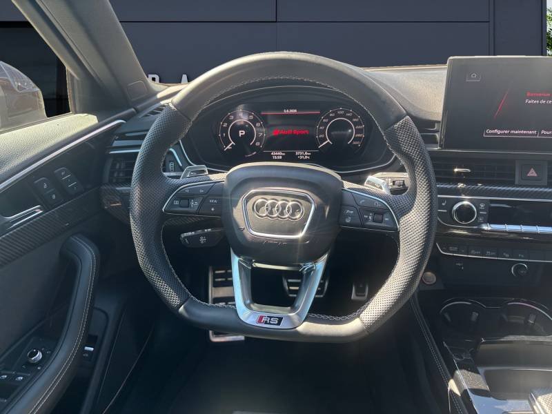 Audi A4 - Photo 13