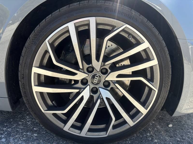 Audi A4 - Photo 17