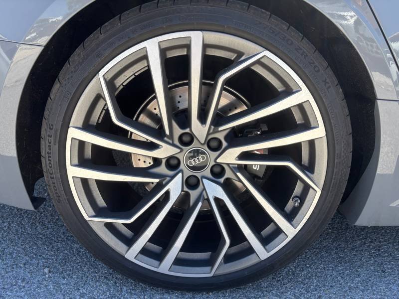 Audi A4 - Photo 18