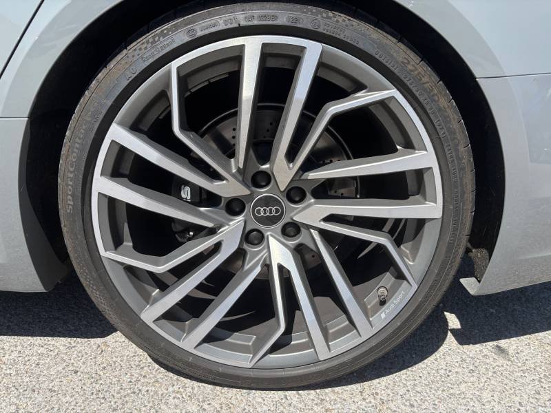 Audi A4 - Photo 19