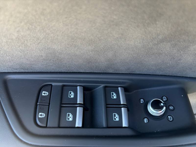 Audi A4 - Photo 26