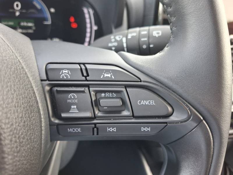 Toyota Yaris - Photo 16