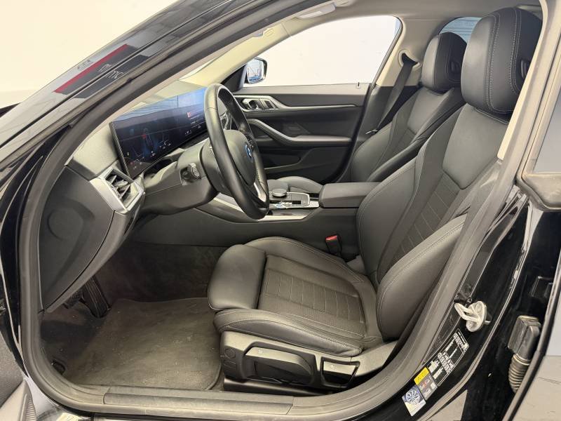 BMW i4 - Photo 12