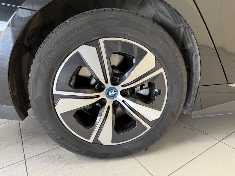 BMW i4 - Photo 9