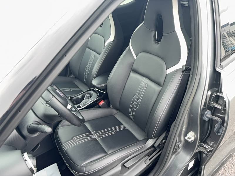 Nissan Juke - Photo 21