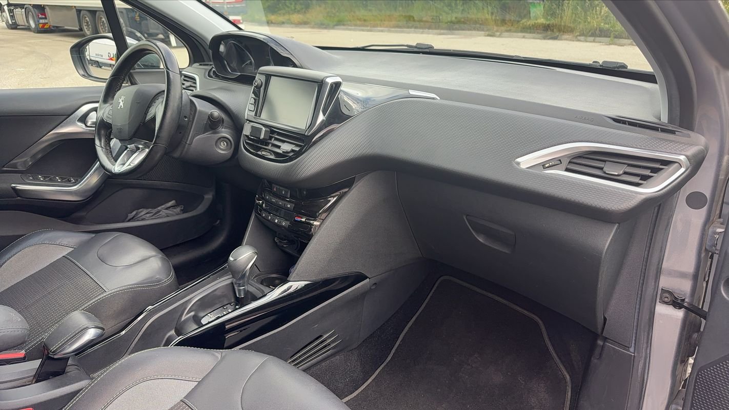 Peugeot 2008 - Photo 10