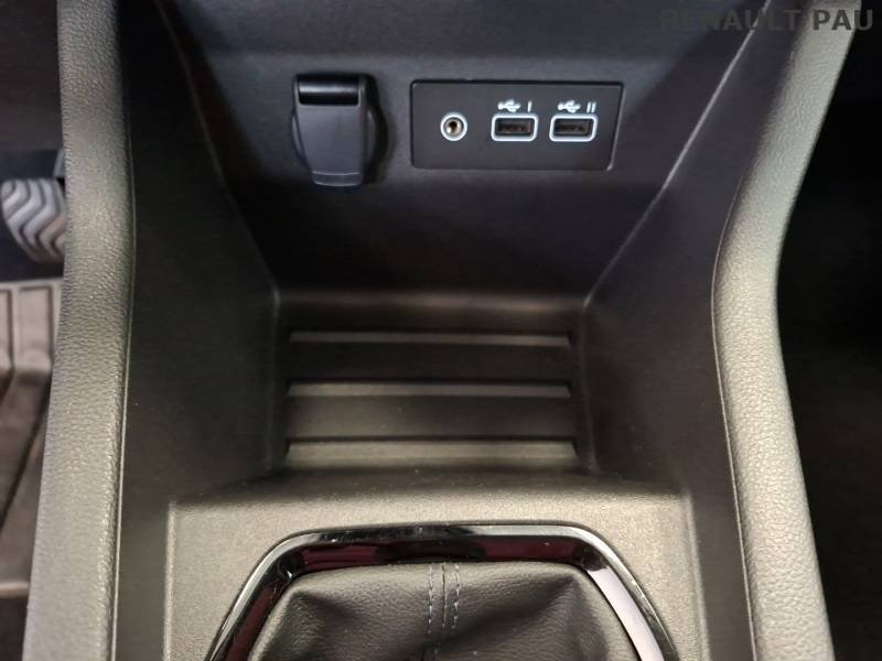 Renault Clio - Photo 23