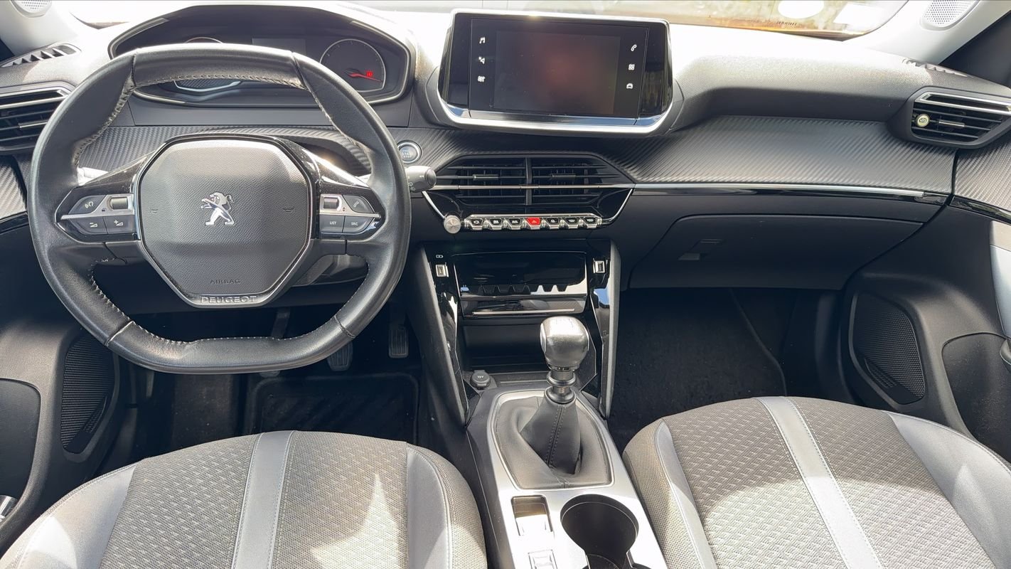 Peugeot 2008 - Photo 11